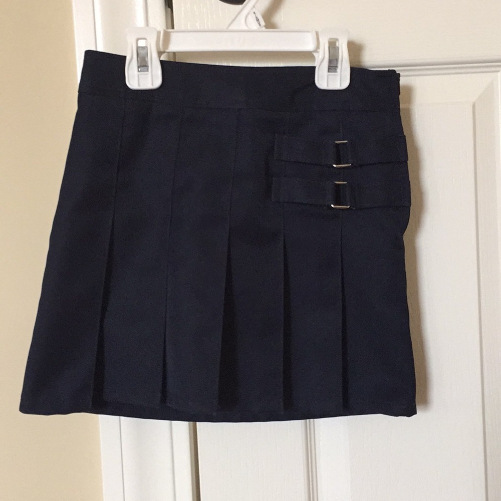 Pleated uniform skirt navy